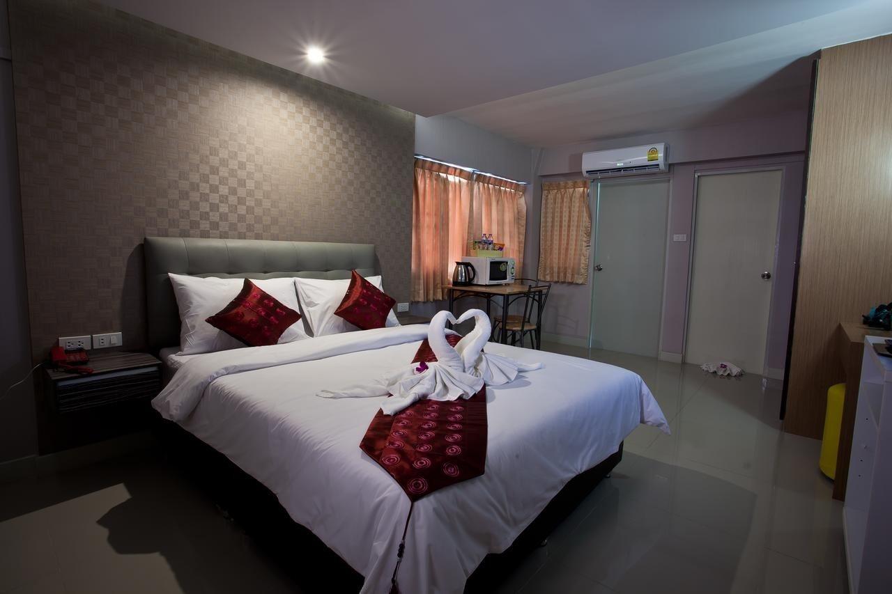 Nrc Residence Bangkok Bagian luar foto