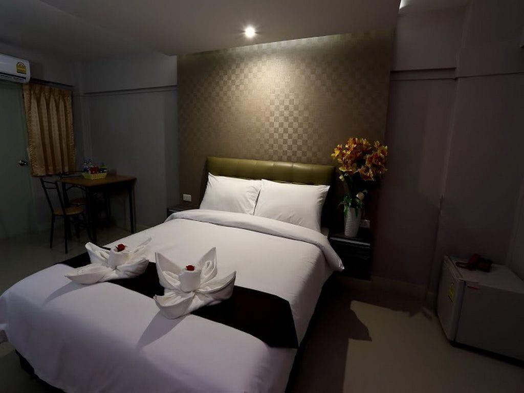 Nrc Residence Bangkok Bagian luar foto
