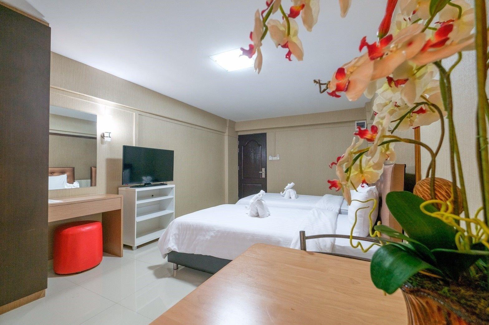 Nrc Residence Bangkok Bagian luar foto