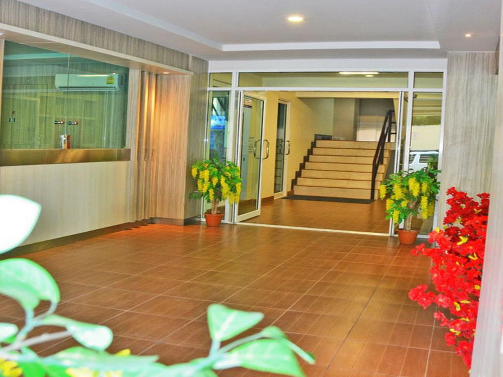 Nrc Residence Bangkok Bagian luar foto