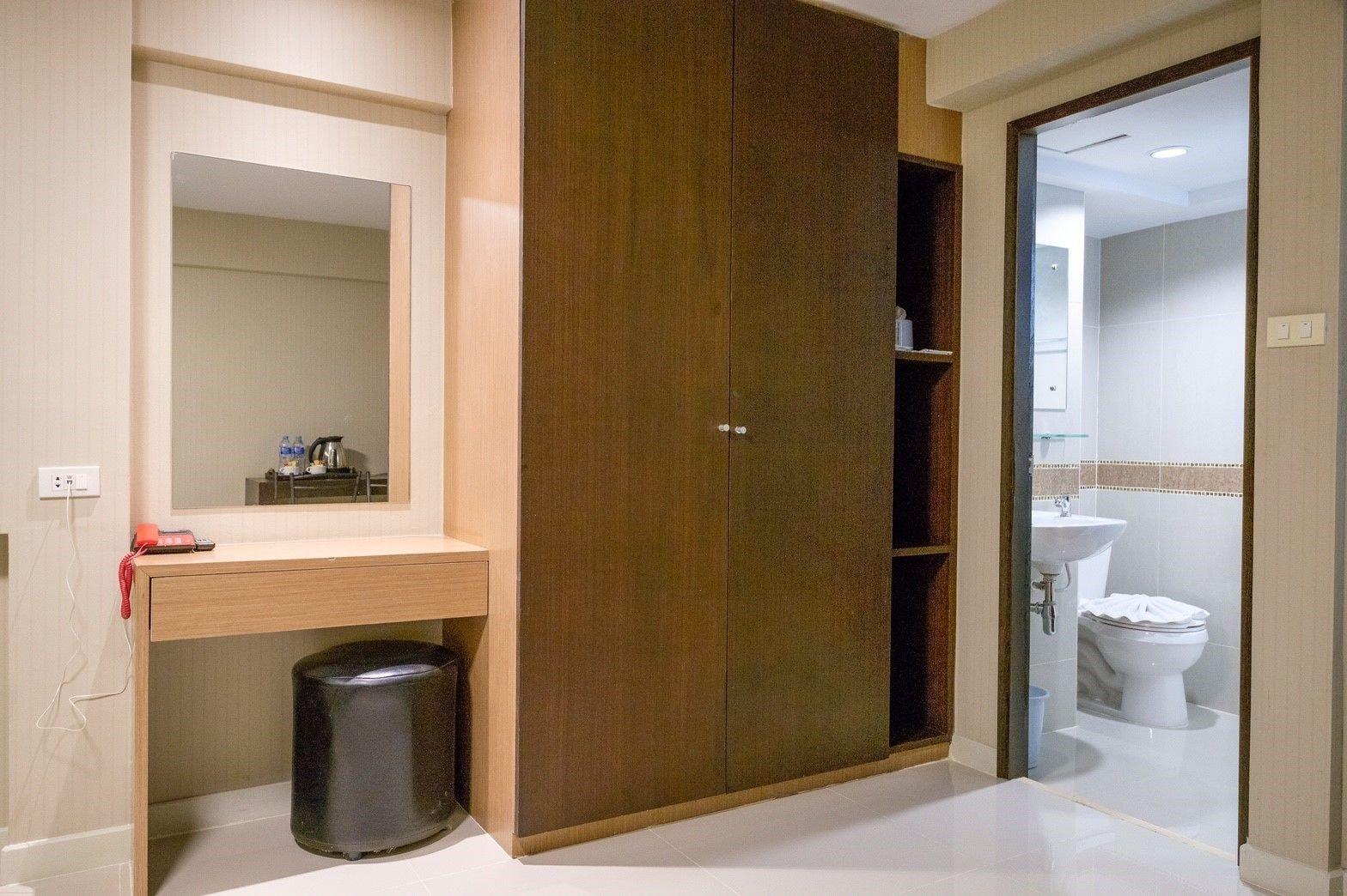 Nrc Residence Bangkok Bagian luar foto