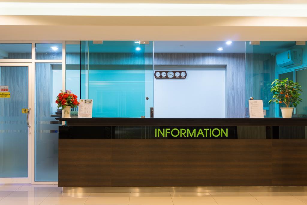 Nrc Residence Bangkok Bagian luar foto